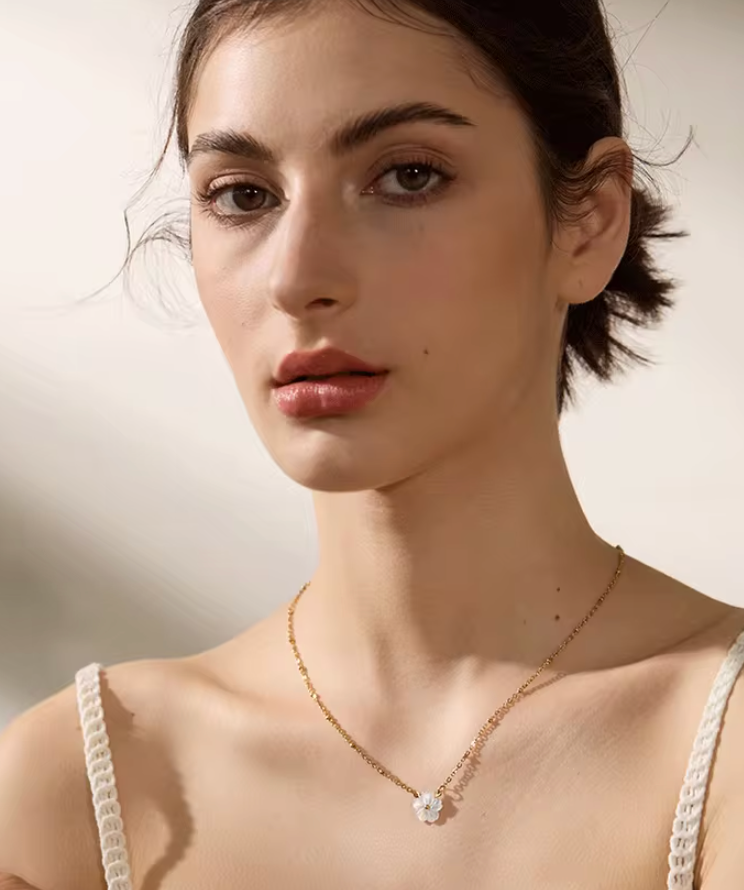 Shell flower Pendant