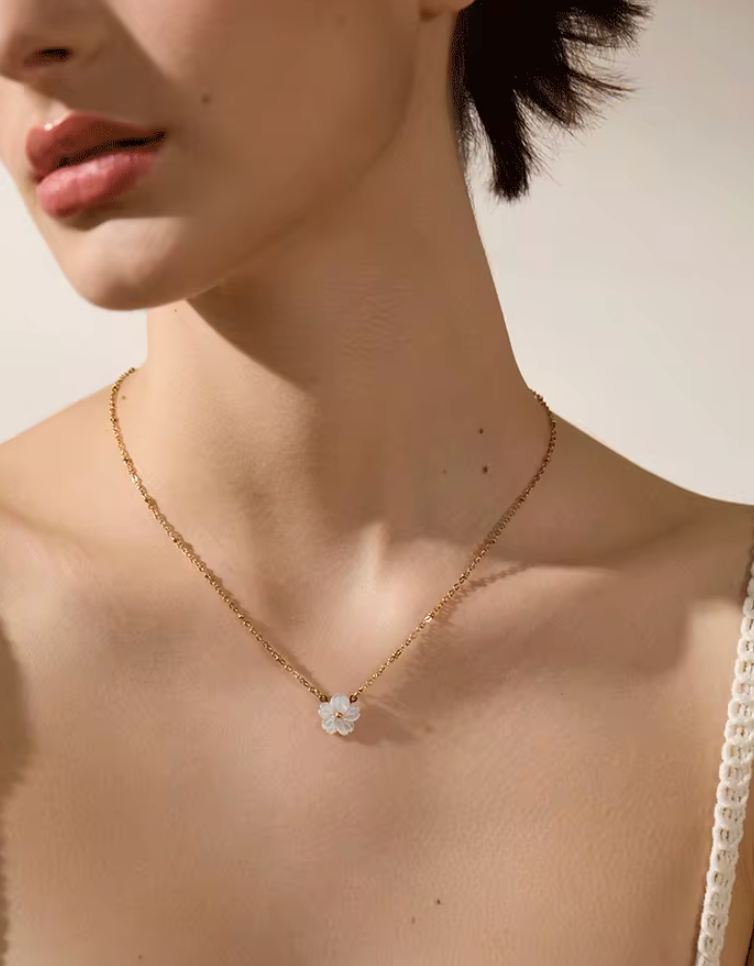 Shell flower Pendant